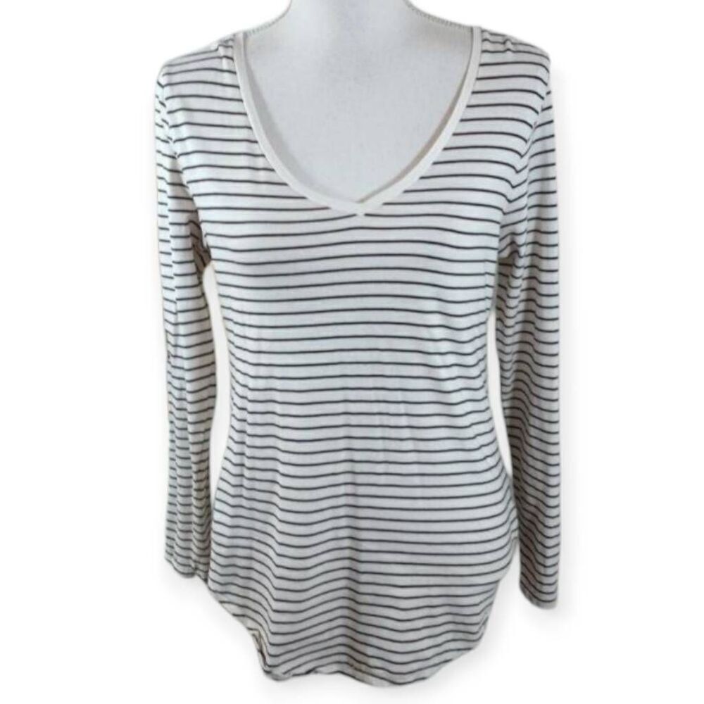 OLD NAVY WHITE & BLACK T-SHIRT SZ.S EUC